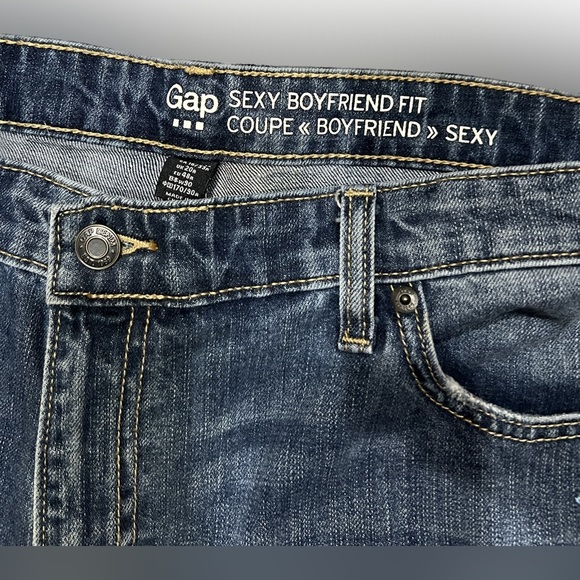 Gorgeous Gap Distressed Jeans W/ Patches (Sz 16) - Picture 3 of 7